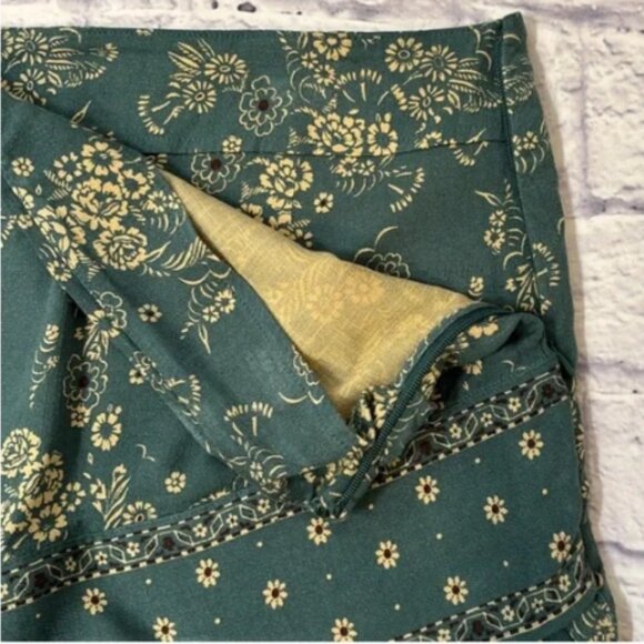 Free People - Faux Wrap Mini Skirt, Bandana Style - Size 4 (Green Floral) - Picture 12 of 15